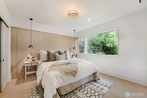 2626 58th Avenue SW Seattle WA 98116
