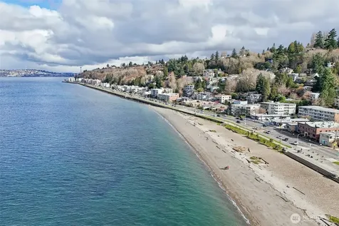 2626 58th Avenue SW Seattle WA 98116