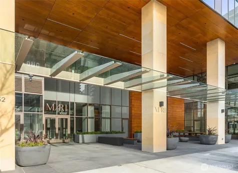 10232 NE 10th Street Bellevue WA 98004