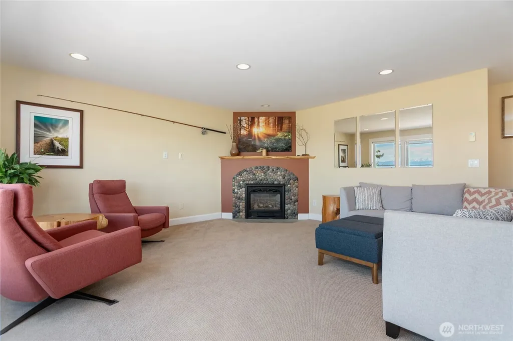 4174 Saltspring Drive Ferndale WA 98248
