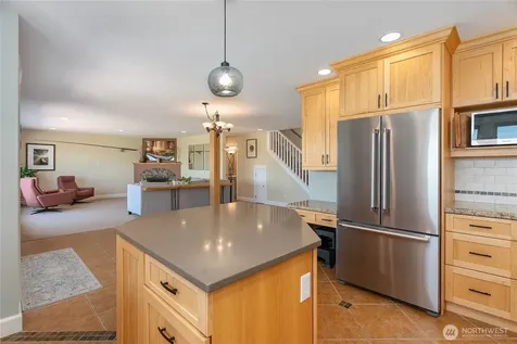 4174 Saltspring Drive Ferndale WA 98248