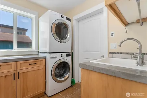 4174 Saltspring Drive Ferndale WA 98248