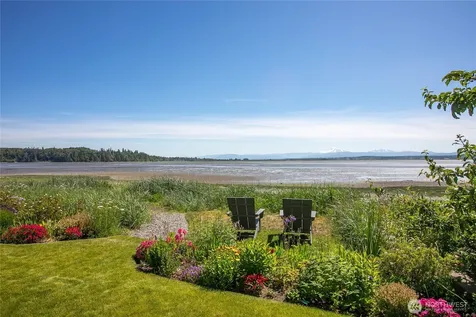 4174 Saltspring Drive Ferndale WA 98248