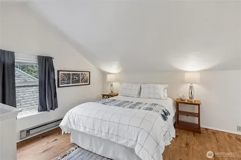 346 NE 58th Street Seattle WA 98105