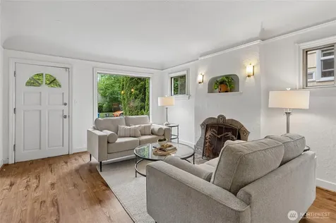 346 NE 58th Street Seattle WA 98105