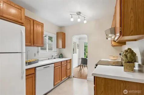 346 NE 58th Street Seattle WA 98105