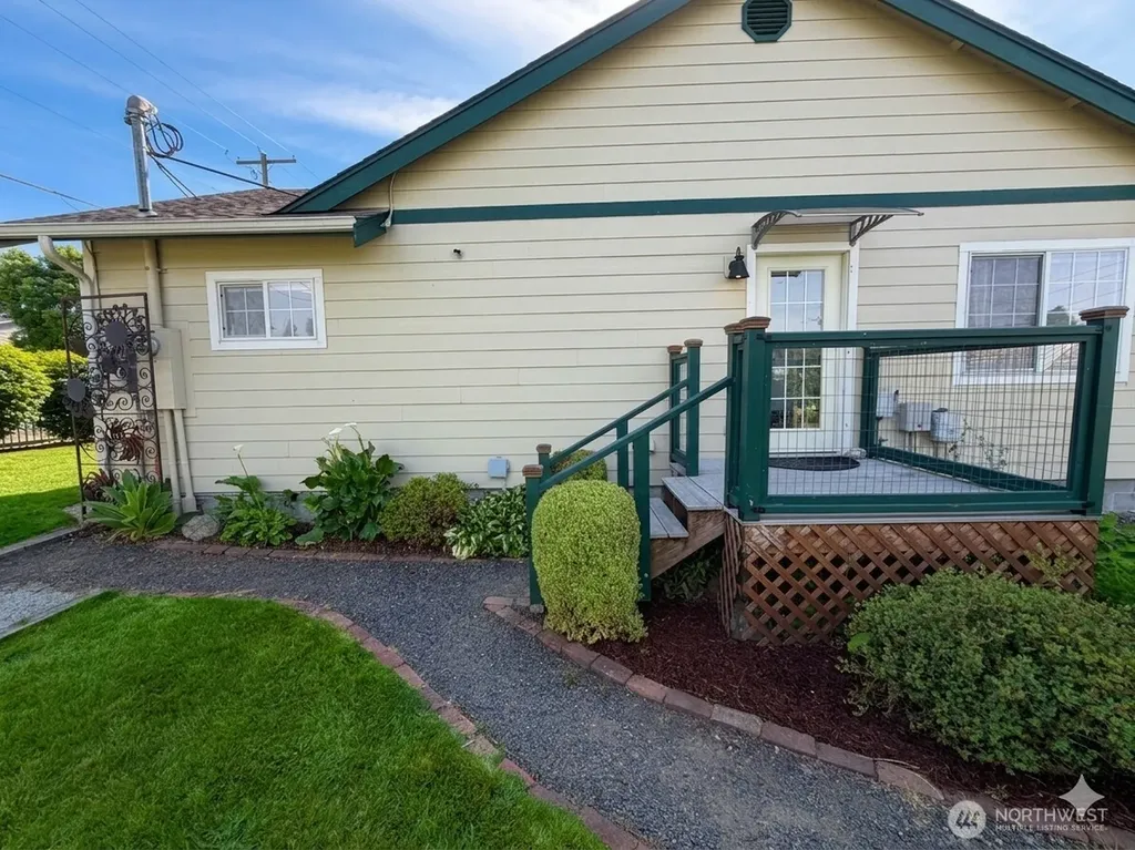 260 Lincoln Avenue E Tenino WA 98589