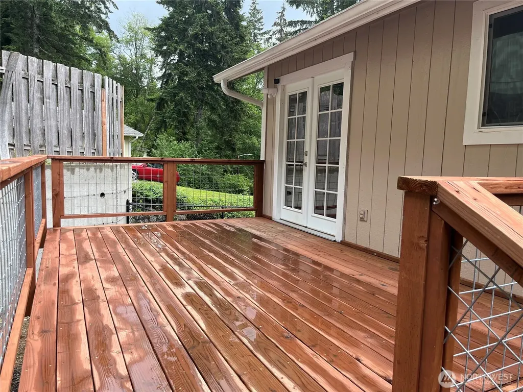 10 NE Anchor Court Belfair WA 98528