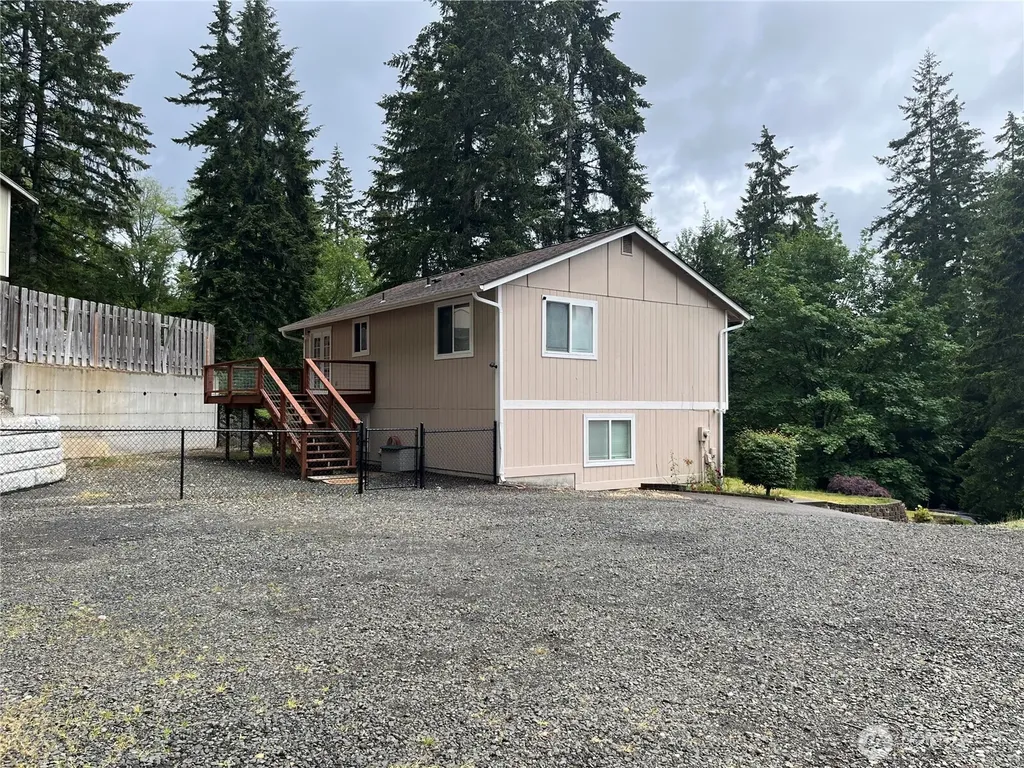 10 NE Anchor Court Belfair WA 98528