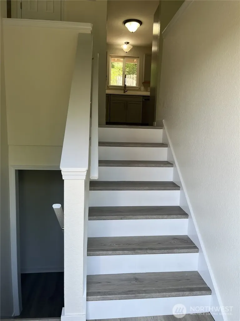 10 NE Anchor Court Belfair WA 98528