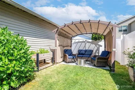 1186 Griggs Street Dupont WA 98327