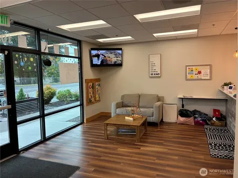 17265 SE Wax Road Kent WA 98042