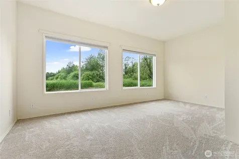 5473 Strand Road Deming WA 98244