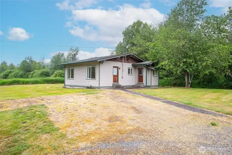 5473 Strand Road Deming WA 98244