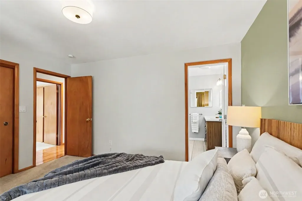 211 15th Street Snohomish WA 98290