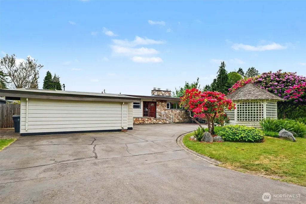 211 15th Street Snohomish WA 98290