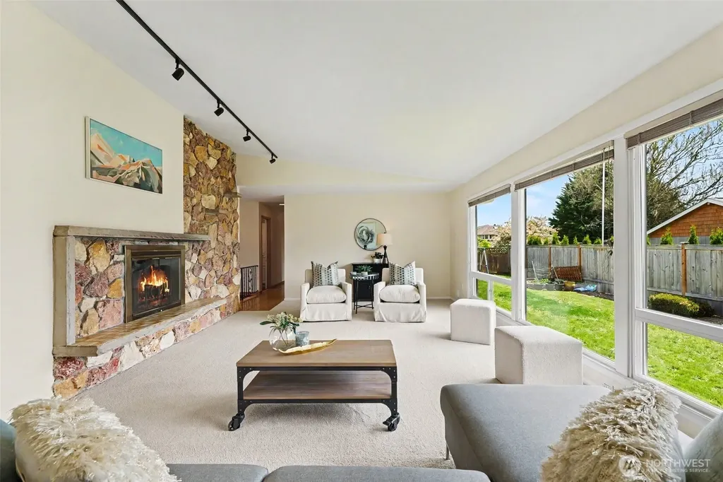 211 15th Street Snohomish WA 98290