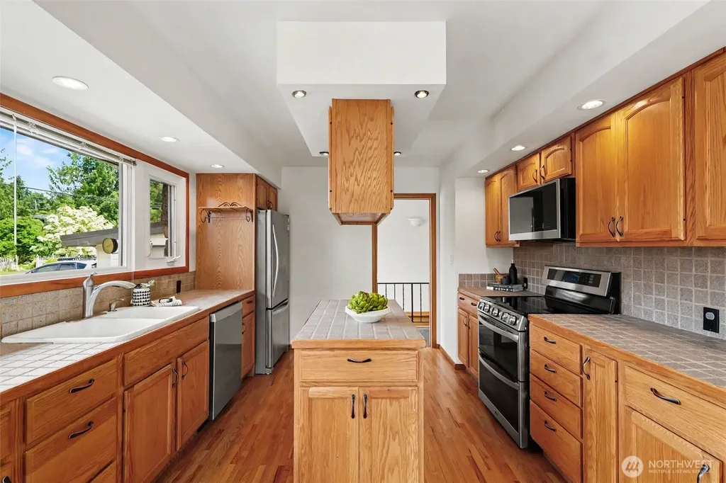 211 15th Street Snohomish WA 98290