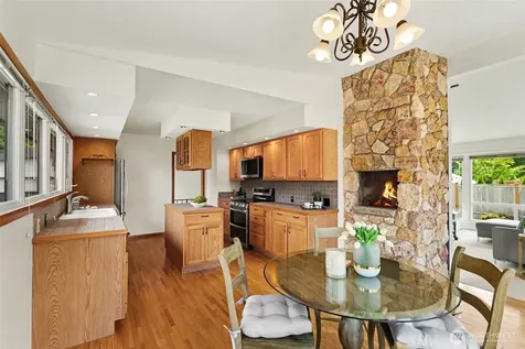211 15th Street Snohomish WA 98290