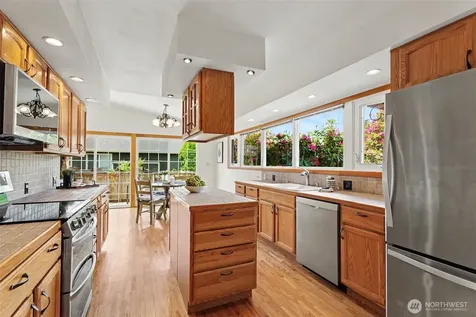 211 15th Street Snohomish WA 98290