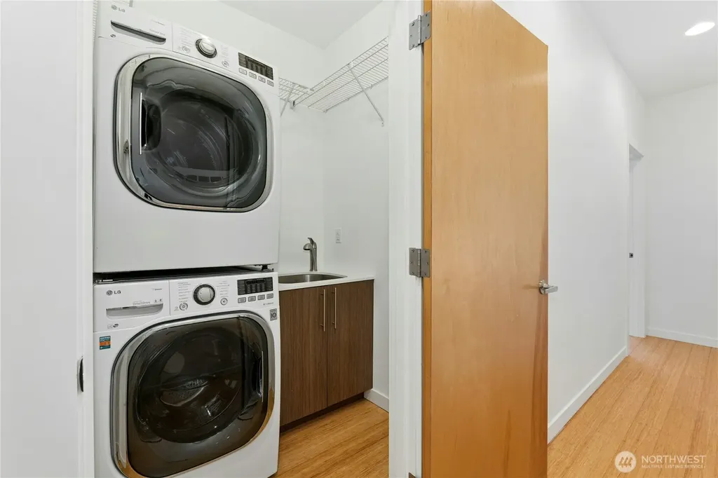 2114 E James Street Seattle WA 98122