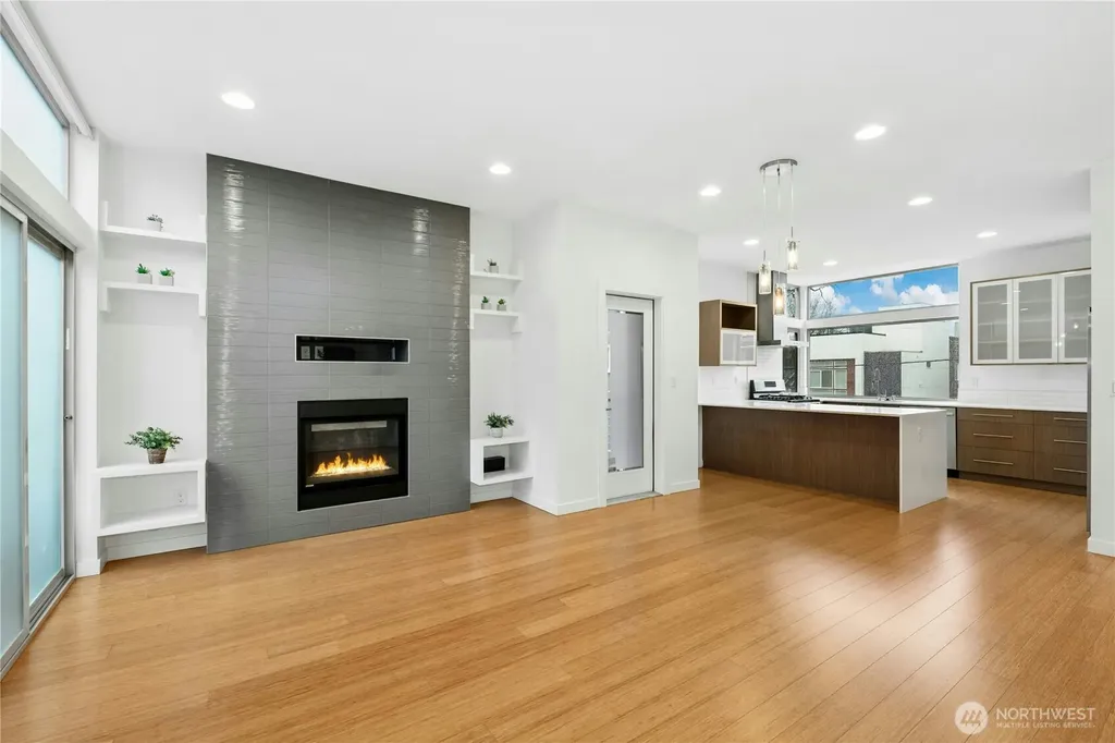 2114 E James Street Seattle WA 98122
