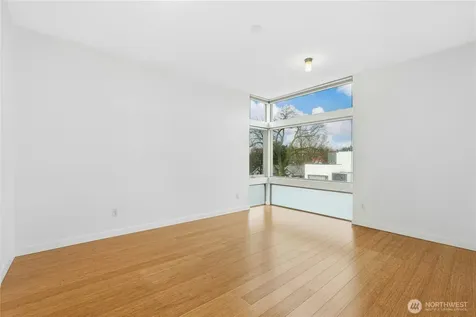 2114 E James Street Seattle WA 98122