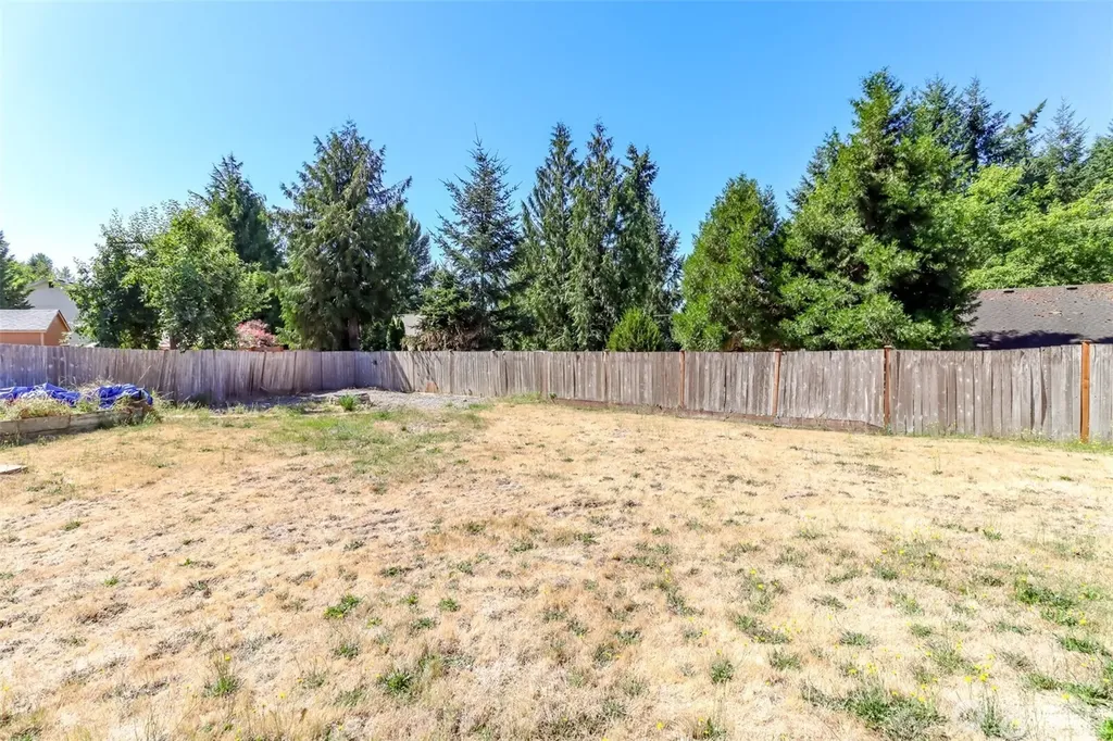 2516 Harts Lake Road S Roy WA 98580