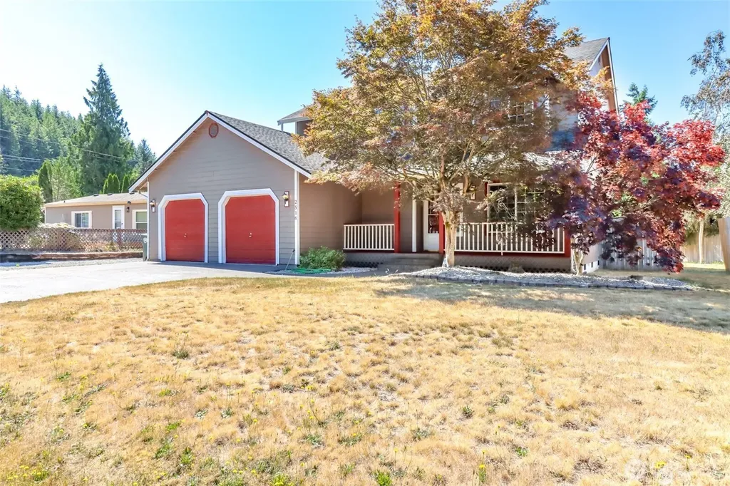 2516 Harts Lake Road S Roy WA 98580