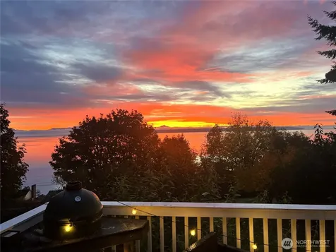 663 Vesper Way Camano Island WA 98282