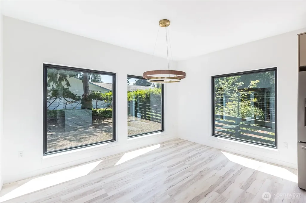 110 Hogans Vista Sequim WA 98382