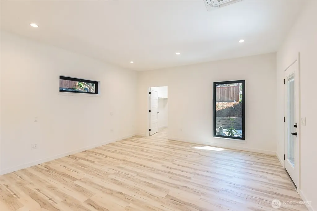 110 Hogans Vista Sequim WA 98382