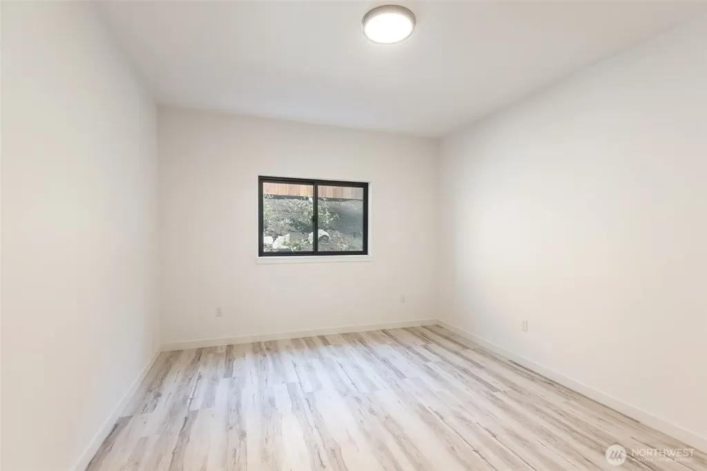 110 Hogans Vista Sequim WA 98382