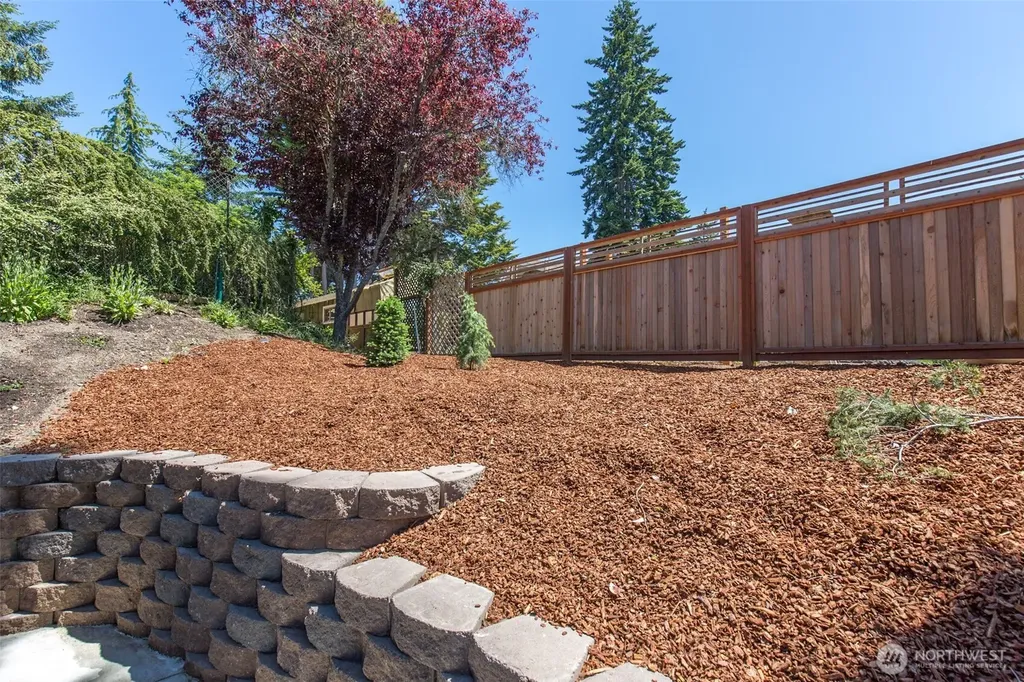 110 Hogans Vista Sequim WA 98382