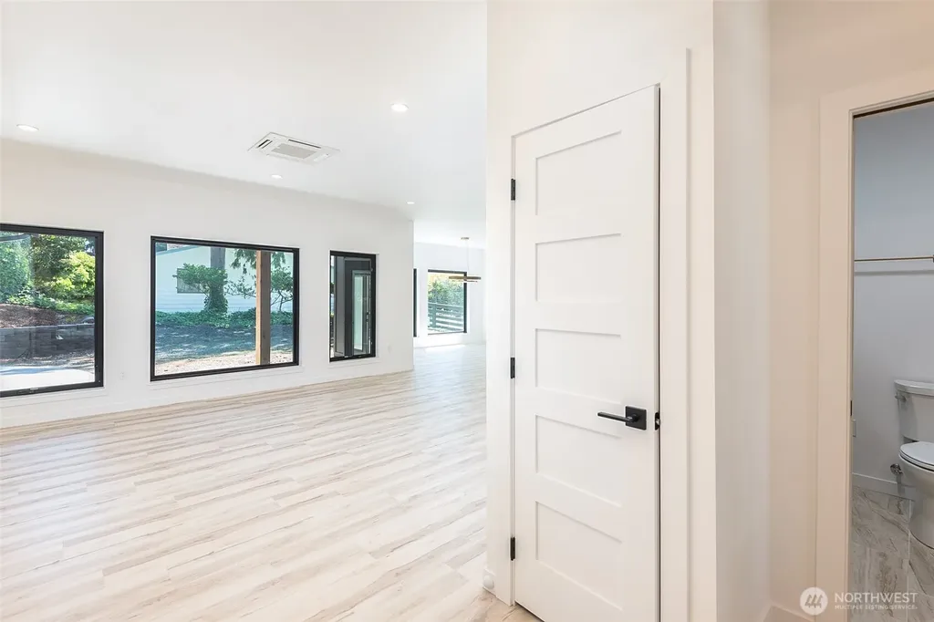 110 Hogans Vista Sequim WA 98382