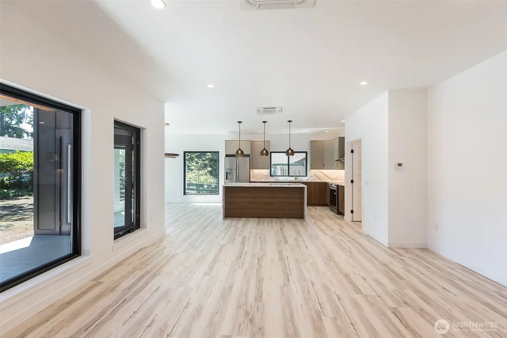 110 Hogans Vista Sequim WA 98382