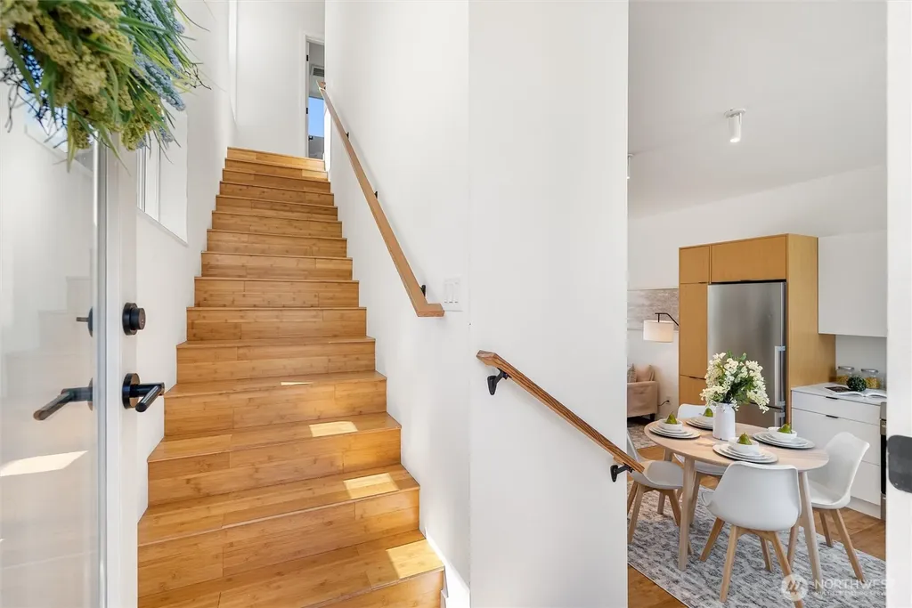 1821 S Lane Street Seattle WA 98144