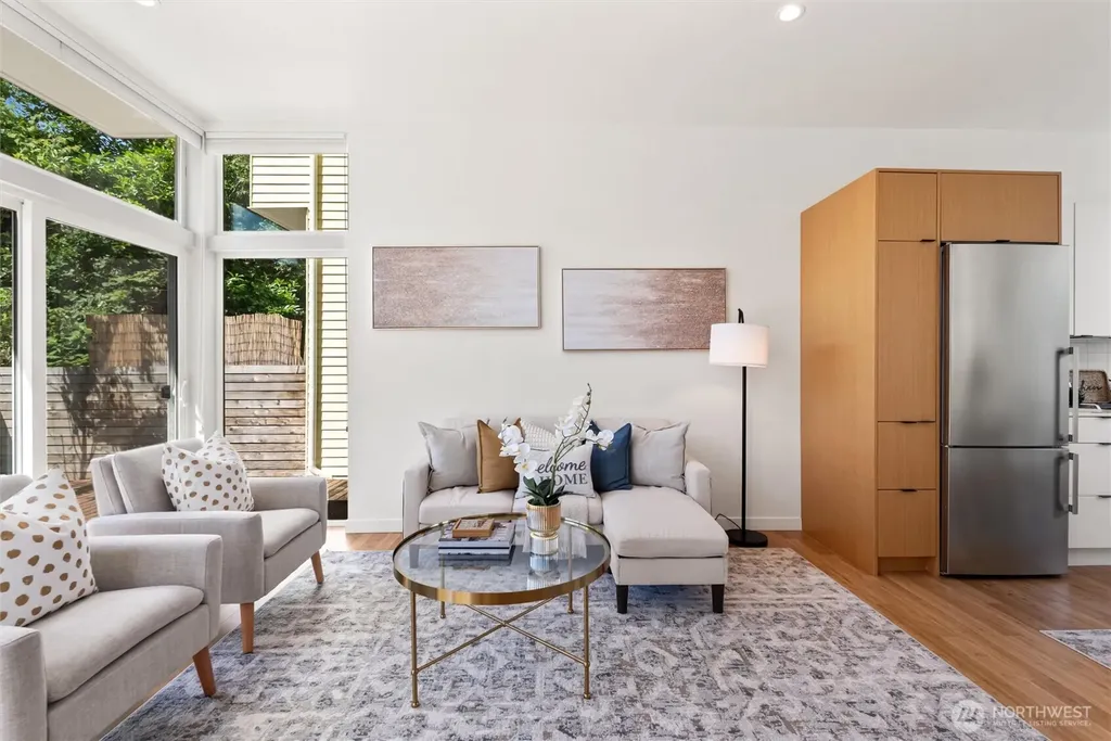 1821 S Lane Street Seattle WA 98144