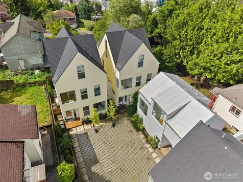1821 S Lane Street Seattle WA 98144