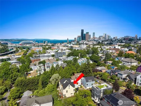 1821 S Lane Street Seattle WA 98144