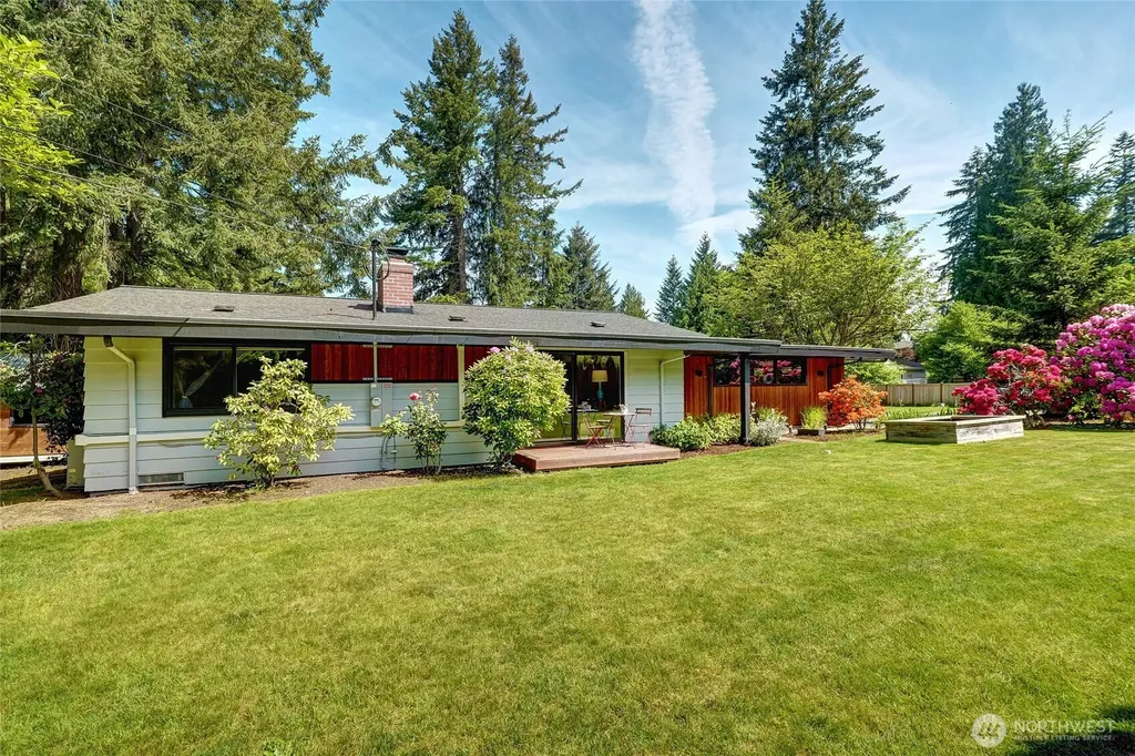 17050 NE 95th Street Redmond WA 98052