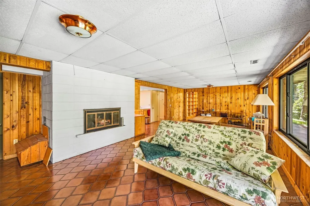 24703 NE State Route 3 Belfair WA 98528