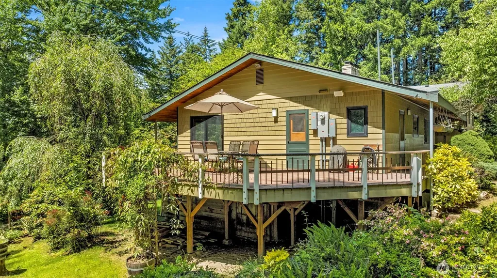 24703 NE State Route 3 Belfair WA 98528