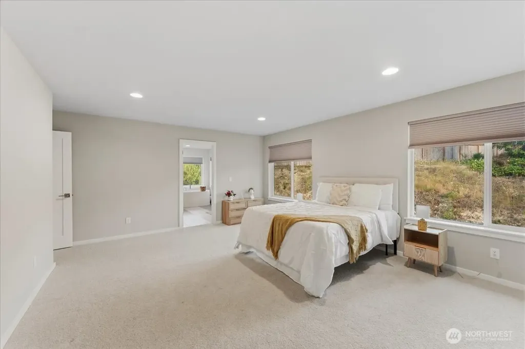 4846 Amherst Way SW Port Orchard WA 98367