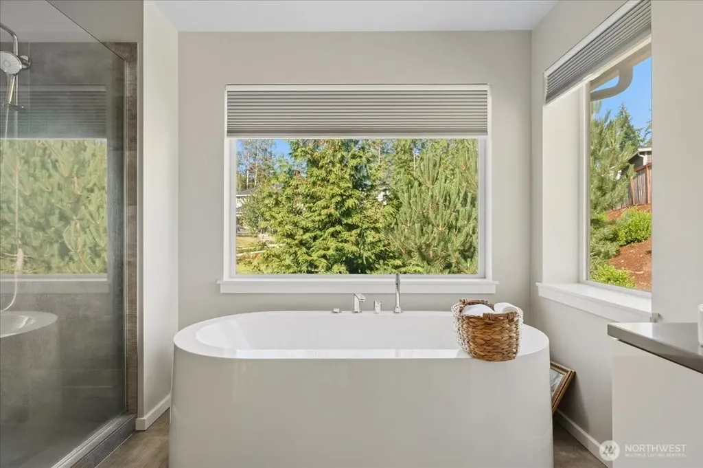 4846 Amherst Way SW Port Orchard WA 98367