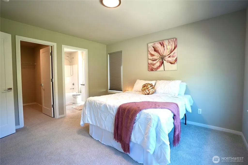 4846 Amherst Way SW Port Orchard WA 98367
