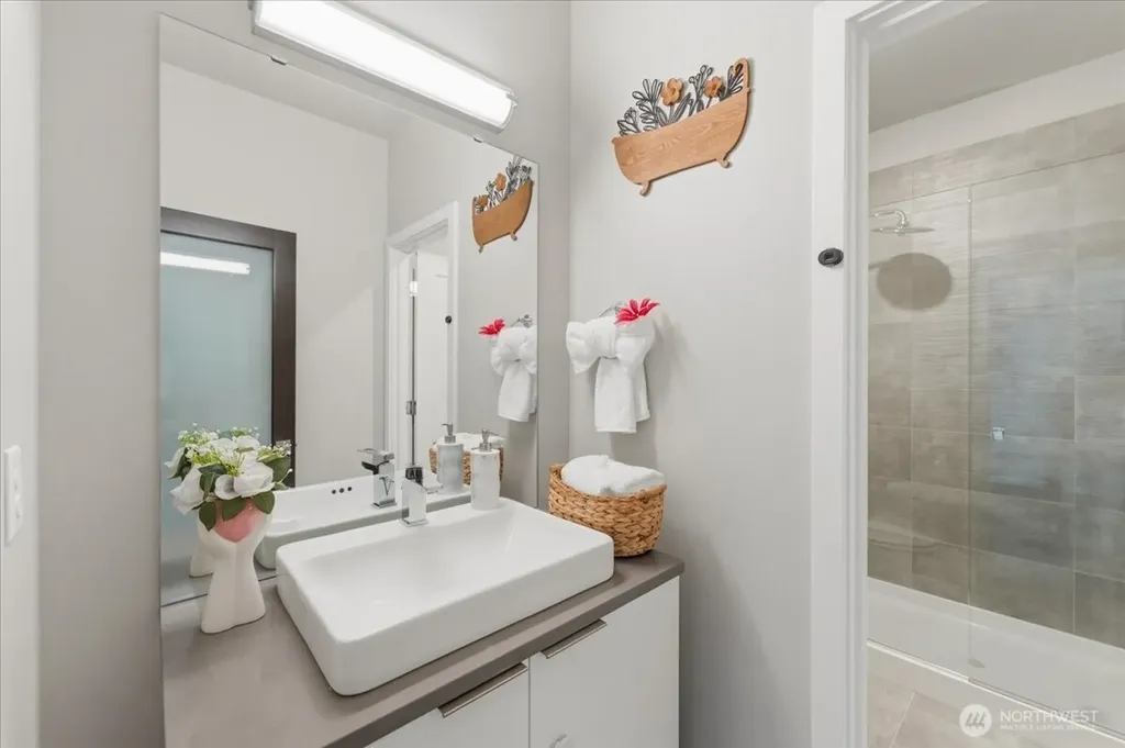 4846 Amherst Way SW Port Orchard WA 98367