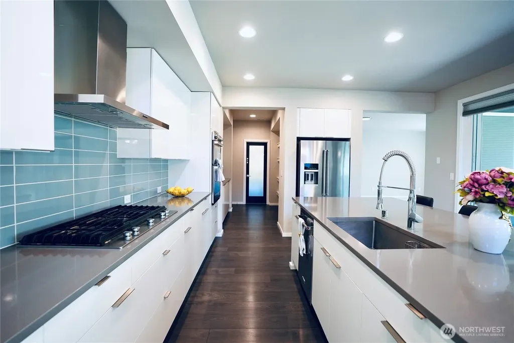 4846 Amherst Way SW Port Orchard WA 98367