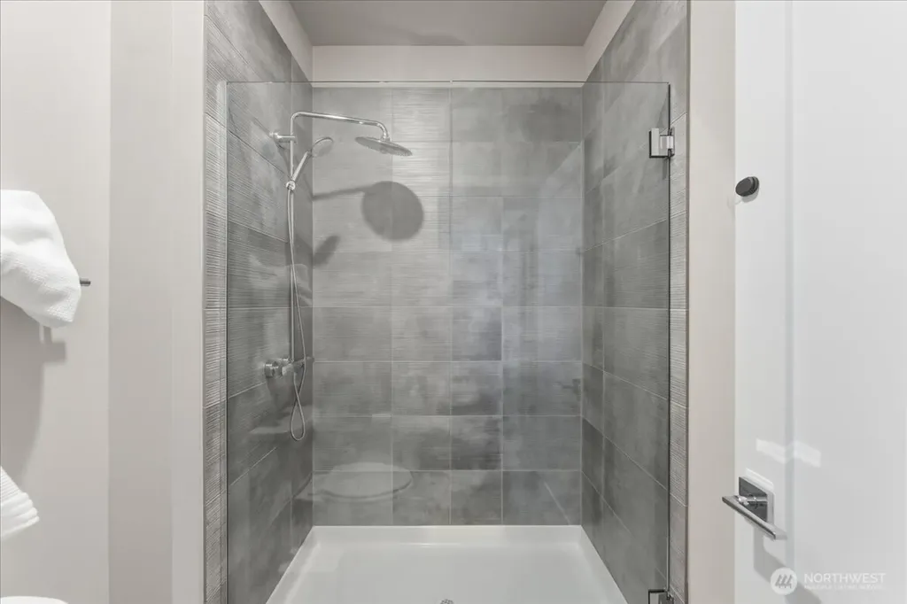 4846 Amherst Way SW Port Orchard WA 98367