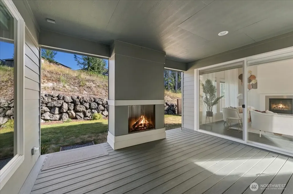4846 Amherst Way SW Port Orchard WA 98367